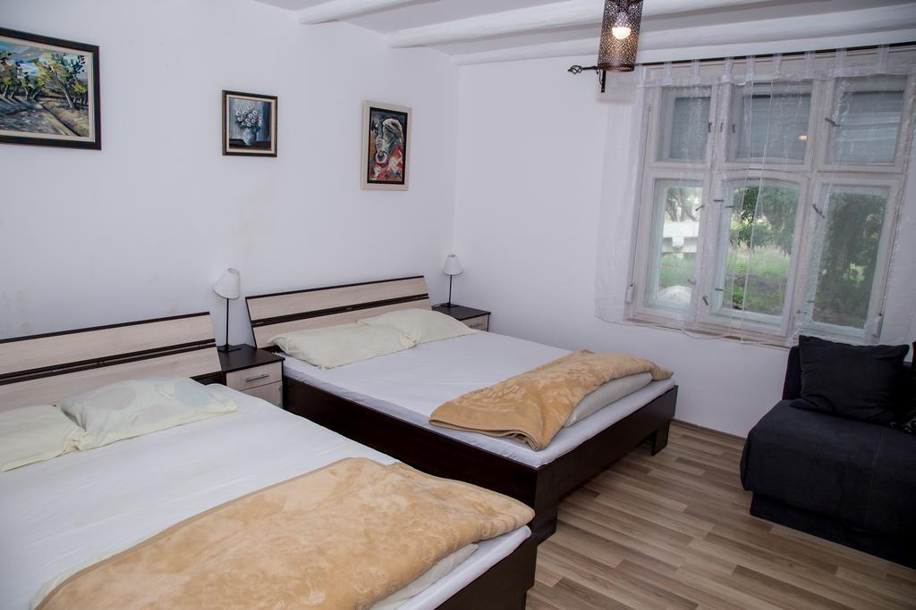 Hotel Casa Bella & Nova Palić Exterior foto